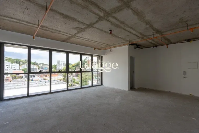 Conjunto/Sala para Locação/Aluguel - 47.44m², 0 dormitórios, 1 vaga - Tristeza