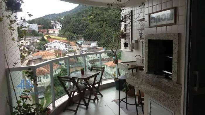 Apartamento com 2 dormitórios para alugar, 72 m² por R$ 5.660,00/mês - Itacorubi - Florian