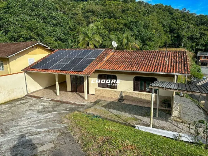 Casa com 3 Dormitórios e Área de Festas para Locação I Cadore Imóveis