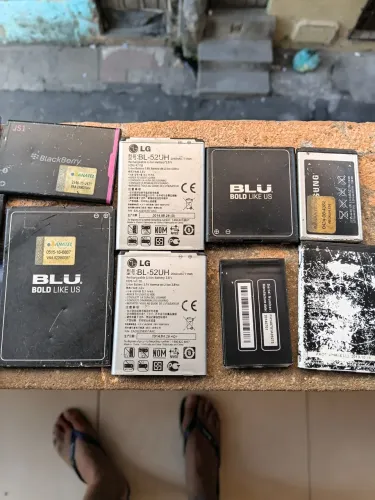 Do tenho essas baterias só chame se quiser algumas dessas povo,40 reais cada original