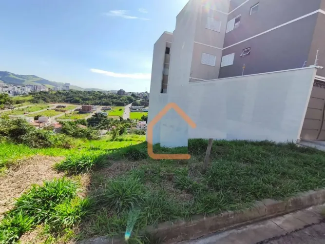Terreno à venda, 325 m² por R$ 260.000,00 - Nha Chica - Pouso Alegre/MG