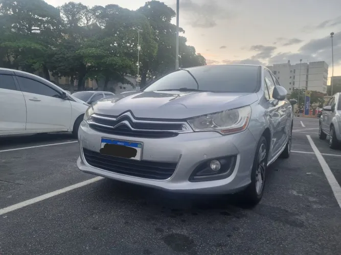 Citroen C4 Lounge Exclusive 1.6 Turbo 4P Aut. 2014