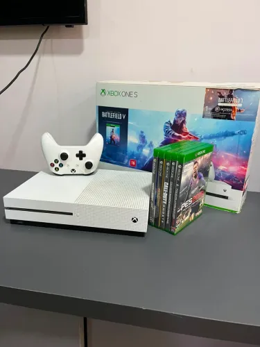 Xbox One s com garantia - levo até sua casa