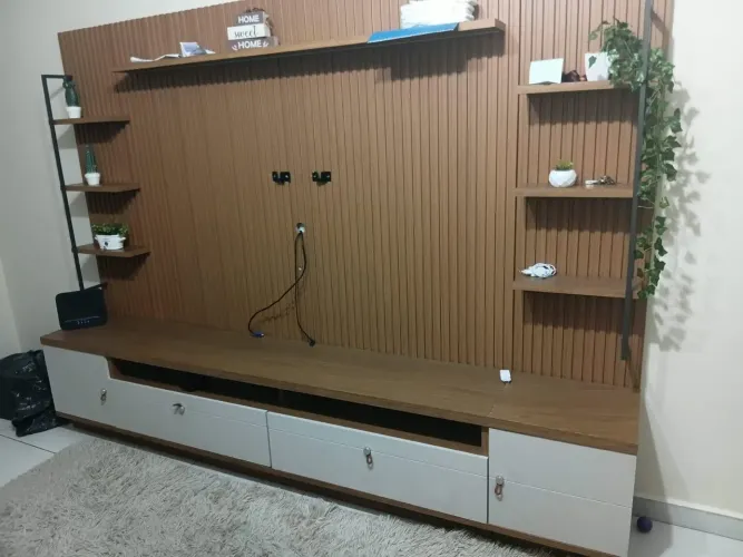 Rack com PAINEL Ripado 2 Módulos Laterais