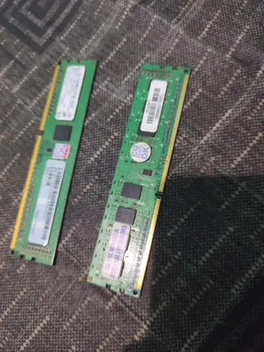 Memória RAM DDR3 - 2 PENTES 4gb + 2Gb