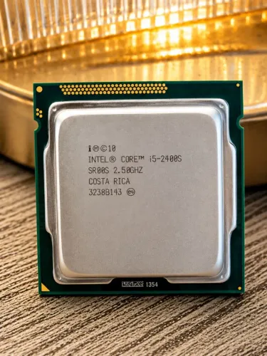 Processador Intel Core i5-2400S ( Lga 1155 )4 Núcleos/Baixo Consumo