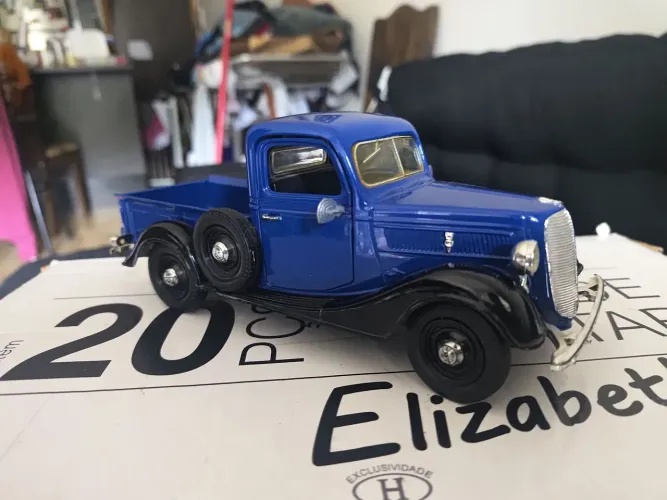 Miniatura pick up ford 1937 Sunnyside . 1/24