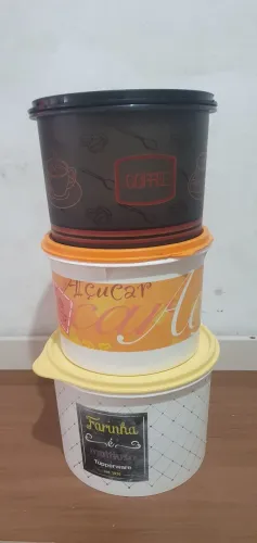 3 Potes Tupperware