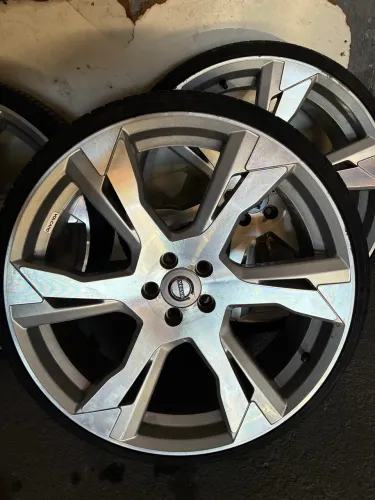 Rodas aro 20 5x100 volvo Volcano 