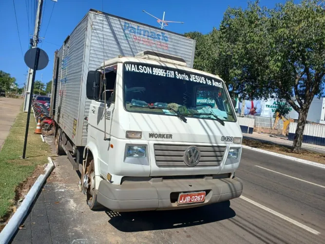 Fretes e mudanças 63 9.9.9.6.5.1.3.1.8 
