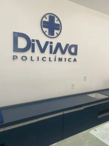 Aluga-se clinica completa, com 20 salas, cosultorios odontológico e muito mais no centro