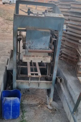 MAQUINA DE BLOCO