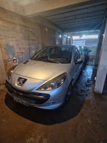 Peugeot 207 Sedan Passion XS 1.6 Flex 16V 4P AUT 2011