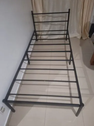 Cama desmontável solteiro