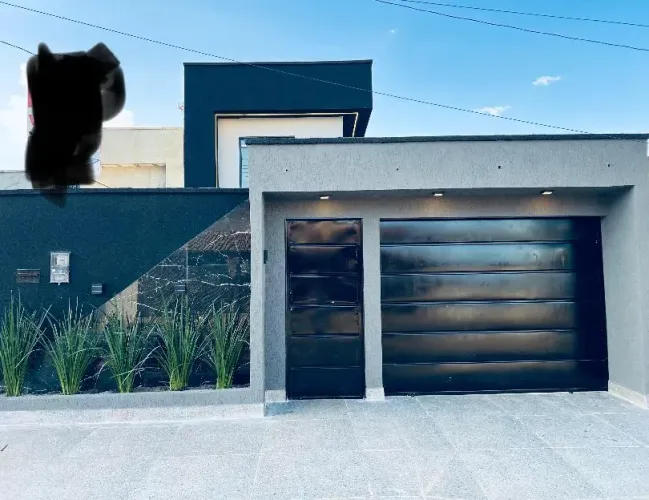 CASA EM GUAPÓ