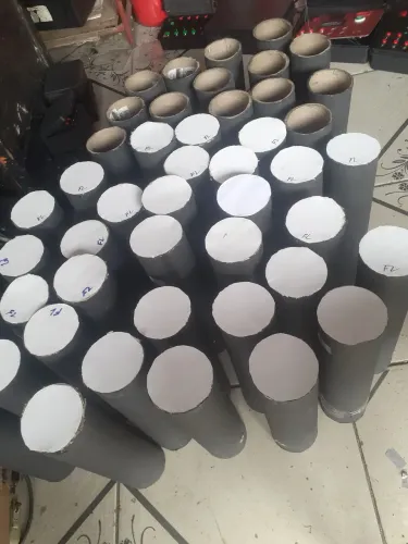 Tubos de papel picado prata ou floquinho branco 