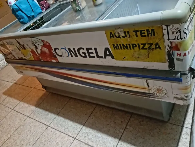 Vendo excelente ilha de frios