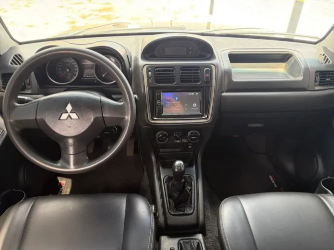 Mitsubishi Pajero TR4 2.0/ 2.0 Flex 16V 4X4 Mec. 2010