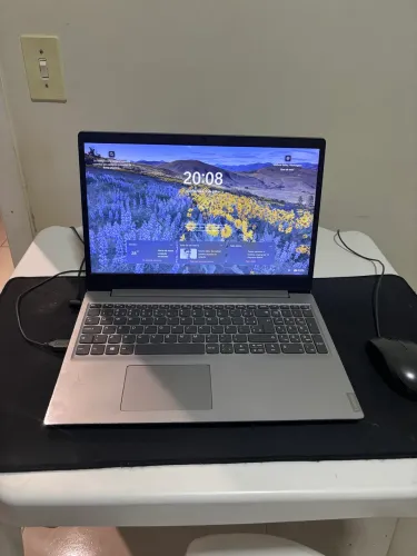 Notebook Lenovo AMD Ryzen 5 - 8 Gb de RAM - 1 TB de armazenamento