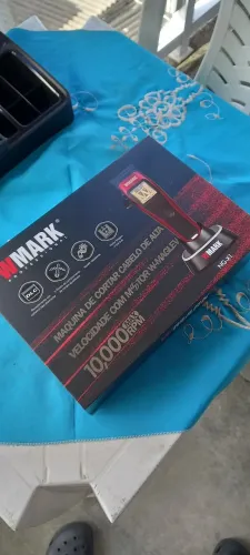 Máquina de cortar cabelo wmark ng X1 na caixa
