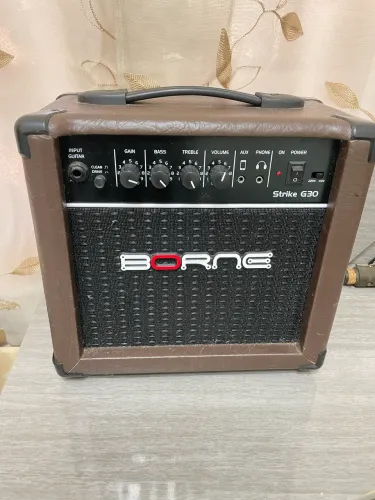 Cubo amplificado Borne