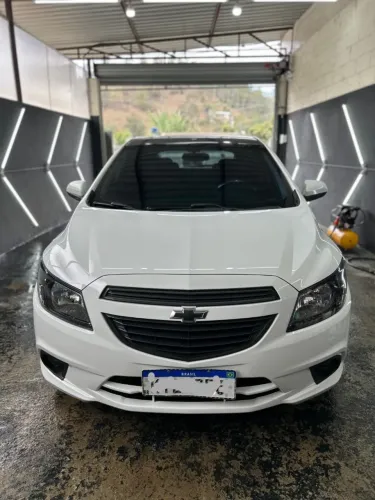 Chevrolet Onix JOY Hatch 1.0 8V Flex Mec. 4P 2018