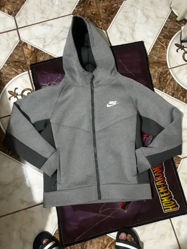 Moletom Nike tech fleece