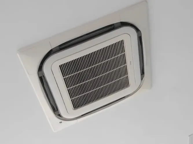 Aparelho de ar Condicionado/tipo K7 DAIKIN 30.000 BTU's, Inverter