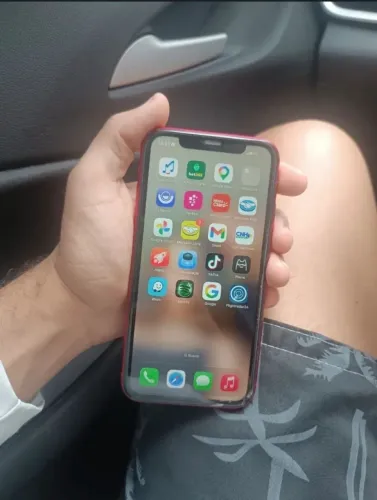 iPhone 11