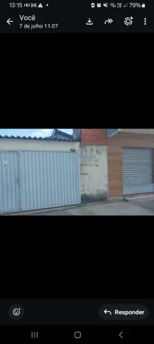Vendo uma porta de aço