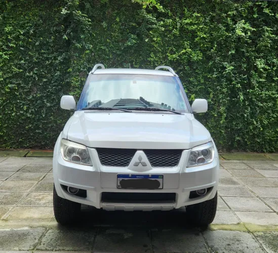 Mitsubishi Pajero TR4 2.0/ 2.0 Flex 16V 4X4 Aut. 2013