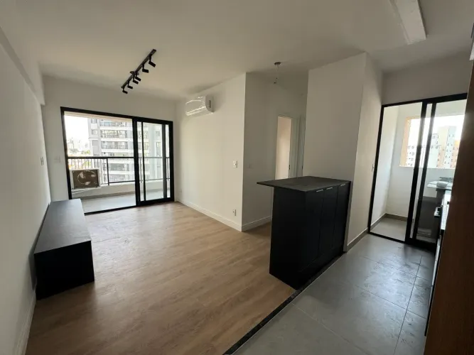 Apto para aluguel e venda possui 43 m² com 1 quarto e 1 vaga na Vila Mariana - São Paulo -