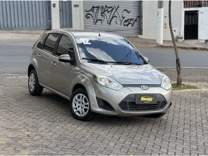 Ford Fiesta 1.6 16V Flex Mec. 5P 2012