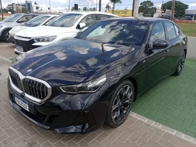BMW 530E M Sport 2.0 Turbo Híbrido Aut. 2025