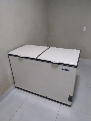Freezer 420 litros Horizontal "MetalFrio"