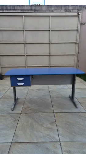 Mesa de Escritório Belo