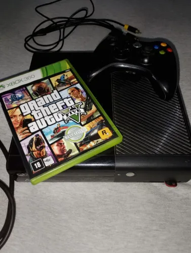 Xbox 360 TRAVADO com Kinect (usado)