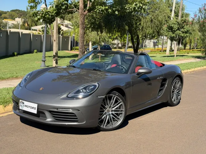 Porsche 718 Boxster 2.0 300cv 2024