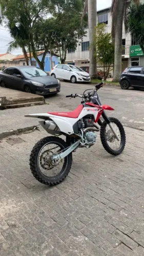 Honda CRF 230F 2015 (Parcelo no Cartão)