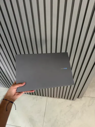 Notebook galaxy book 4