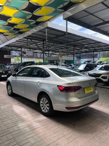 Volkswagen Virtus 1.6 MSI Flex 16V 5P Mec. 2020