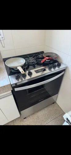 Fogão Brastemp 5 Bocas Cor Inox Com Mesa de vidro