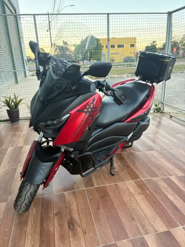 Moto Yamaha XMAX 250 ABS 2021 COMPLETA