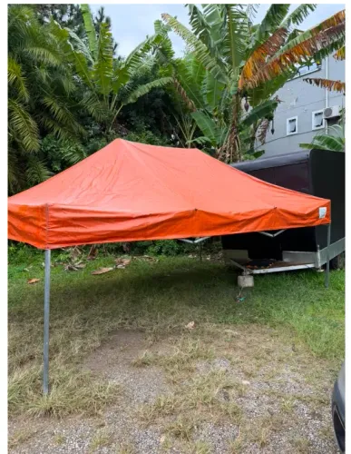 Tenda Sanfonada 4,5x3m Reforçada Dobrável - Excelente Estado