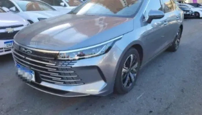BYD King GL 1.5 16V Híbrido Aut. 2025