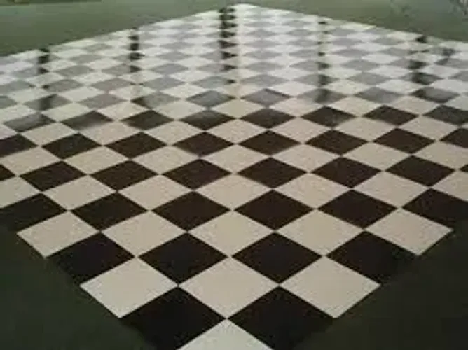 Vendo tapete quadriculado