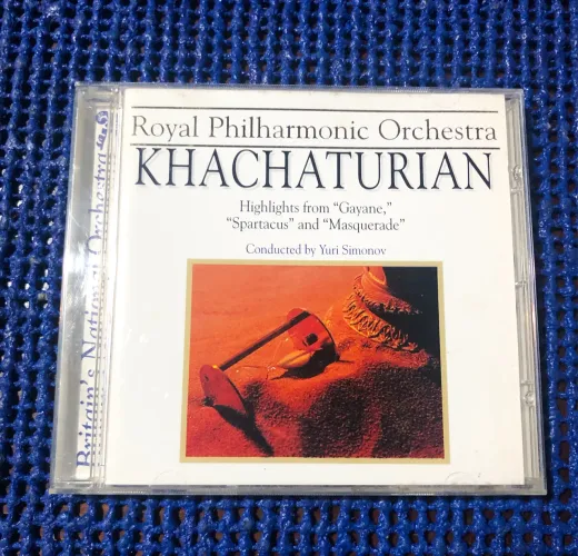 CD Khachaturian - Royal Philharmonic Orchestra - Edição Rara Capa Ampulheta