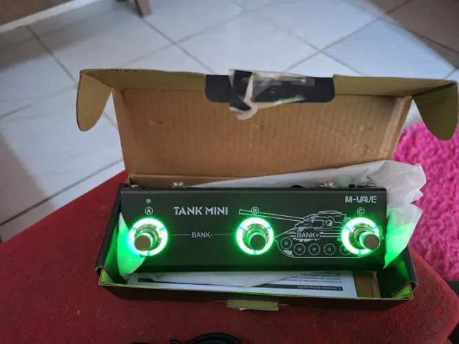 Pedaleira tank mini tel: *30