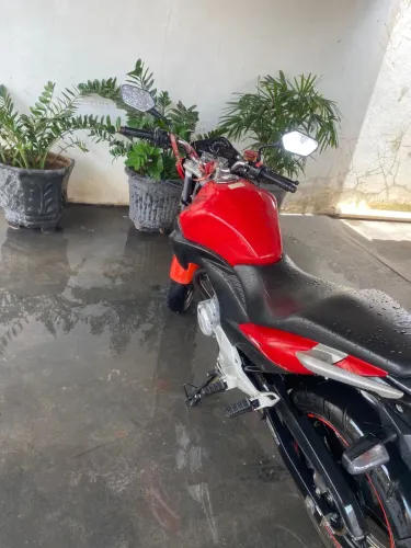 Vende se CB 300