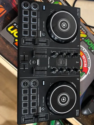Controladora DJ Pioneer DDJ-200 - Ótimo estado - Mesa de DJ